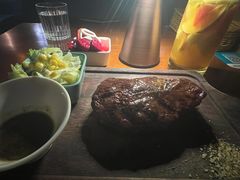 厚切特色牛排-永无乡旅行餐吧(京溪店)