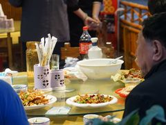 -三亚火车头万人海鲜广场