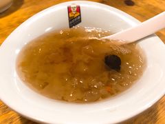 银耳汤-车沾巷·重庆老味豌杂面