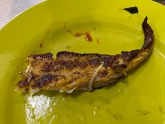 -明记烧鱼美味店