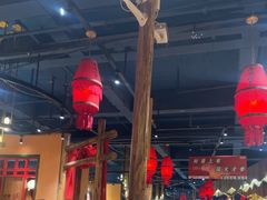 -老滇山寨•云南特色菜•地方菜•民族风情歌舞表演(金碧店)