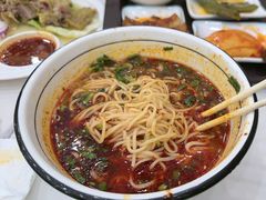 -伊穆祥牛肉面总店·清真