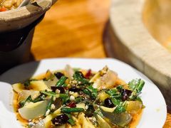 烧椒皮蛋-滇香肴·云南菜蒸汽石锅鱼(云南北路店)