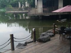 -上海怡沁园度假酒店