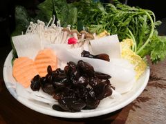 蔬菜拼盘-快乐小羊·内蒙牛羊肉火锅(流花中心店)