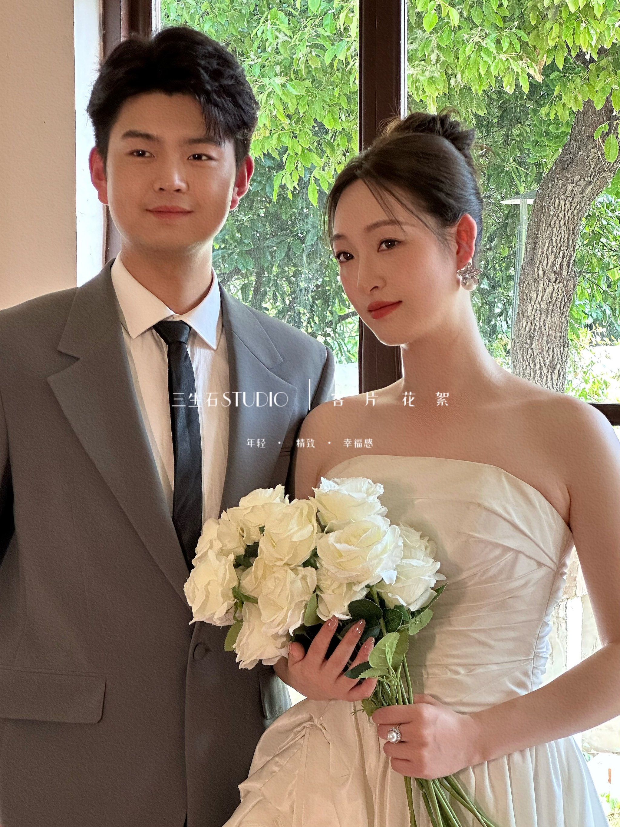 n摄影老师:子凡老师
化妆老师:柚子老师
摄影助理老师:小伟老师