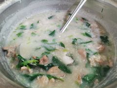 -标记美食新鲜猪杂(兴南大道店)