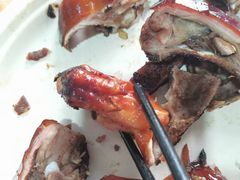 -黄记四更烤乳猪店