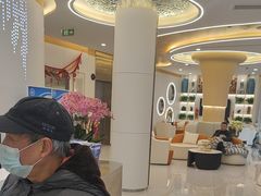 -皓齿连锁·雅贝健口腔·种植·矫正中心(虹口曲阳路店)