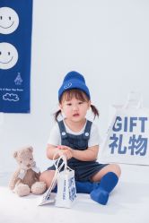 -小熊维尼高端儿童摄影(南山店)