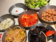 -蚂蚁洞·烤肉大营地(上海静安大悦城店)