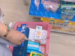 -SUGI杉药局(道顿堀东店)