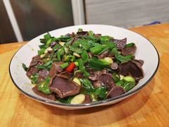 -榕江牛瘪牛肉火锅