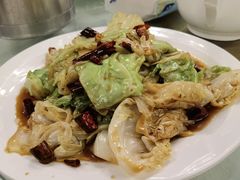 生炒手撕包菜-那达慕蒙古风味酒楼