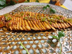 -天天向上素食餐厅(五台山店)