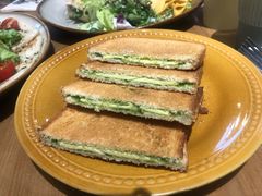 咖椰吐司-HELLO 27 意面·沙拉·帕尼尼