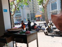 -胖子锅贴(双阳路111弄店)