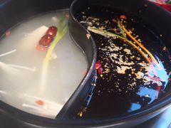 -钢管厂五区小郡肝串串香(奥克斯广场锦城万达店)