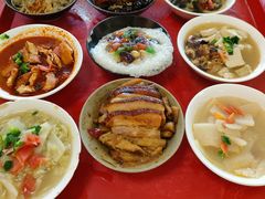 -蓝田九大碗民俗食府(蓝田店)