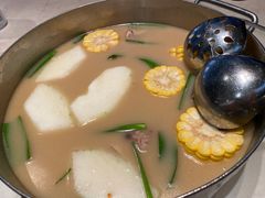 -肥仔文澳门猪骨煲(南京西路店)