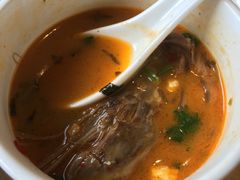 -英子补身汤(海兰路店)