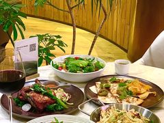 -théATRE茶聚场·餐厅(环球金融中心店)