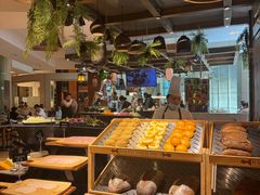 -怡咖啡海鲜自助餐厅(浦东香格里拉店)
