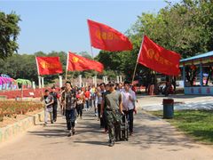 -松山湖南湖湾露营营地