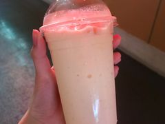 芒果酸奶奶昔-茉酸奶(松江开元地中海店)