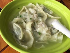 荠菜馄饨-高桥特色小吃