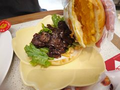 -必胜客(联投东方店)