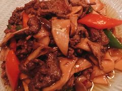 菌菇炒牛肉-丽江金茂凯悦臻选酒店-滇香馆