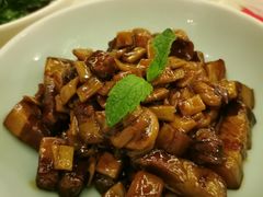 红烧肉炒笋丁-玫瑰厅上海菜(兴国路店)