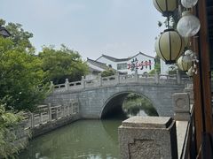 -吴越荣记苏州菜·松鼠桂鱼100%活鱼现做(斜塘老街店)