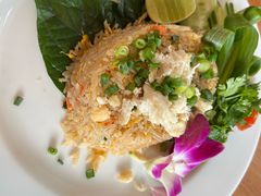 -Chom Cafe and Restaurant