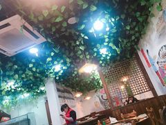 大堂-三里屯土灶炖公鸡地锅鸡(江东店)