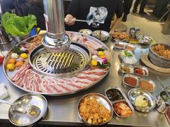 -哈哈碳都·牛肋条无限自助烤肉(台江万达店)