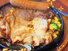-玛格萝妮比萨屋(陆家浜路店)