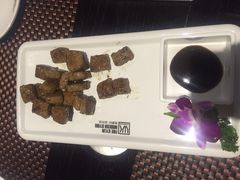 -HIHE Bistro·Oyster Bar(华熙live店)