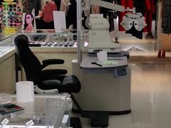 -宝岛眼镜(群光广场店)