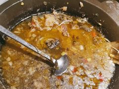 祖传石锅武昌鱼-小凤庭·地道湖北菜武昌鱼·藕汤(38年黄鹤楼店)