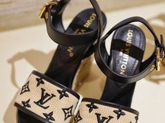 -LV路易威登(贵和购物中心店)