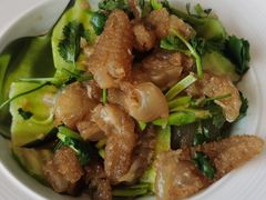 黄瓜拌菊花蛰头-臻悦海宴.家宴(奥体中心店)