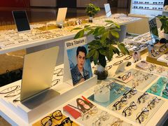 -罗伯特眼镜·蔡司官方授权(前海桂湾店)