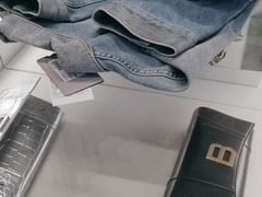 -BALENCIAGA(比斯特苏州购物村店)