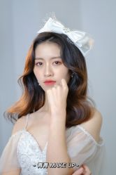 -艾米丽婚纱礼服