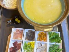 -云海肴汽锅鸡·云南小炒(天津国金汇店)