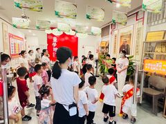 -童学馆·诗书礼乐少儿国学(青年路店)