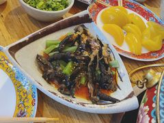 -毛辣果·贵州红酸汤牛肉火锅(西单店)