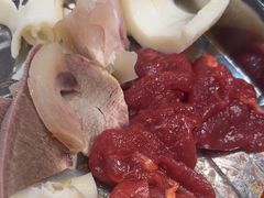 -金鼎雪山牦牛杂火锅(理县总店)